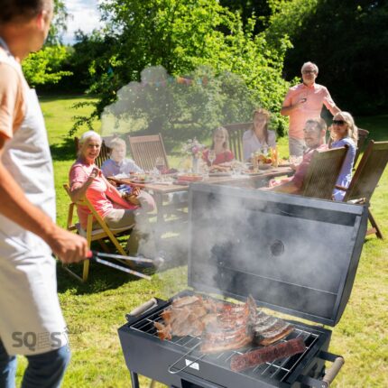 Barbecue à Charbon en Acier